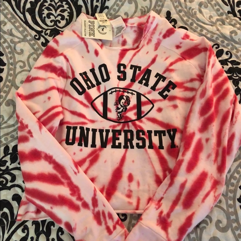 VS PINK Ohio State Buckeyes pull over sweater